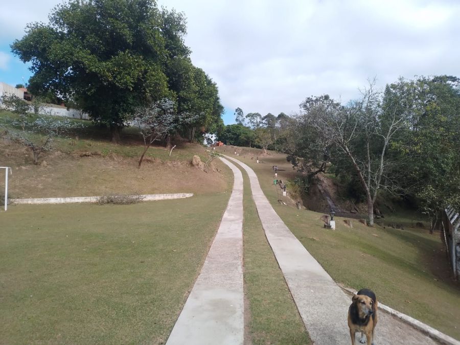 Terreno - Venda - Caxambu - Ara�ariguama - SP